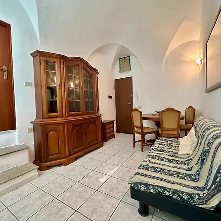 Apartment Zona Aristocrazia *
